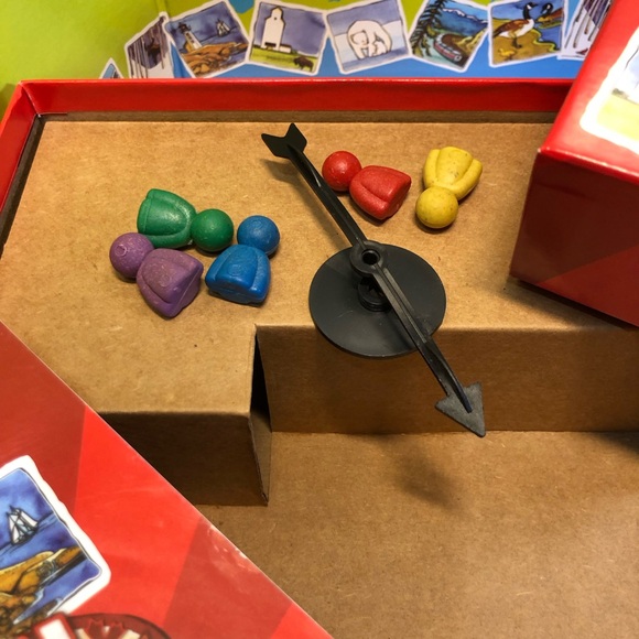 Canadian Trivia: Family Edition Board Game For Ages 9 And Up By Outset Media - Picture 8 of 13